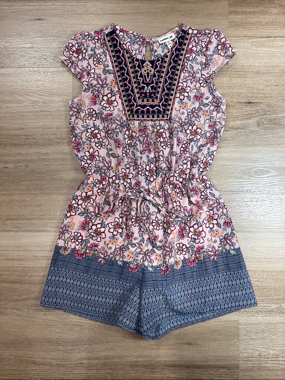 Monteau Girl Floral Print Romper Pink Boho Embroidered Neckline Size 8